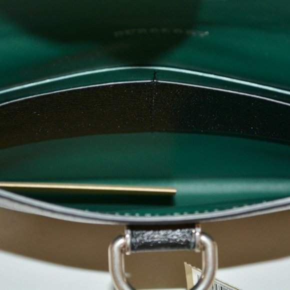 NWT BURBERRY  PATTON D RING LEATHER CLUTCH WITH SMALL WALLET - Picture 6 of 9